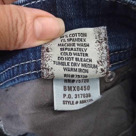 BKE Blue Boot Cut Jeans with Gradient Wash and Contrast Stitching - Picture 8 of 11